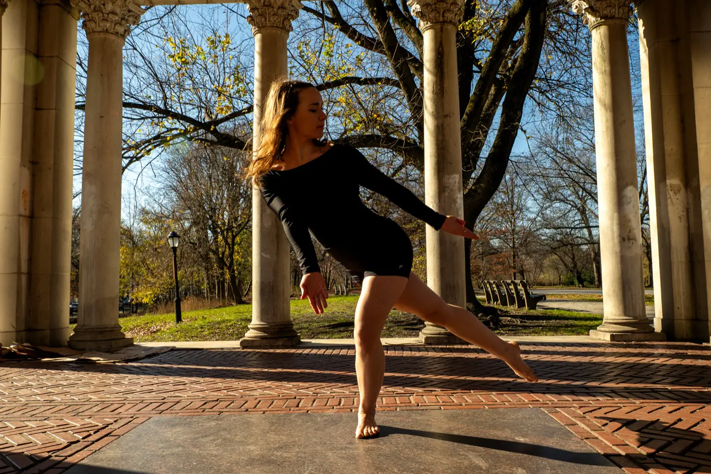 Lucy in a dynamic lunge pose